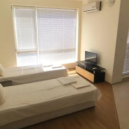 In Azalia 2 Complex Apartamento Nesebar